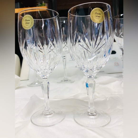 HIGHLIGHTS 2 CRYSTAL PRINCESS HOUSE WINE GLASSES BRAND NEW WITH TAGS - Picture 2 of 16